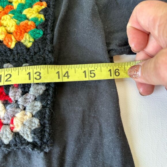 My Series NY Granny Square T Shirt Short Sleeve Black Size Small One Of A Kind - Picture 4 of 6